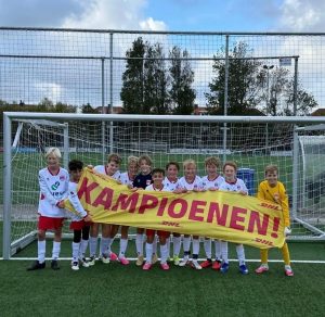 Zaterdag een prachtige voetbaldag op de Duinwetering. 1